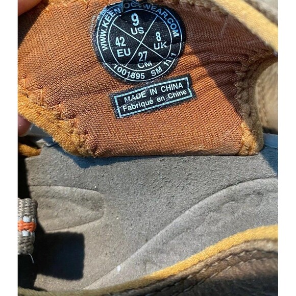 Keen Newport H2 Sandals Waterproof Hiking Shoes Mens Sz 9 mossy brown Bungee main image 12